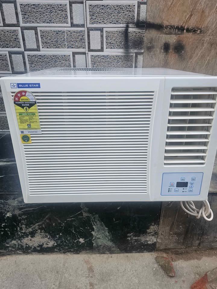 Close view of Blue Star Window AC