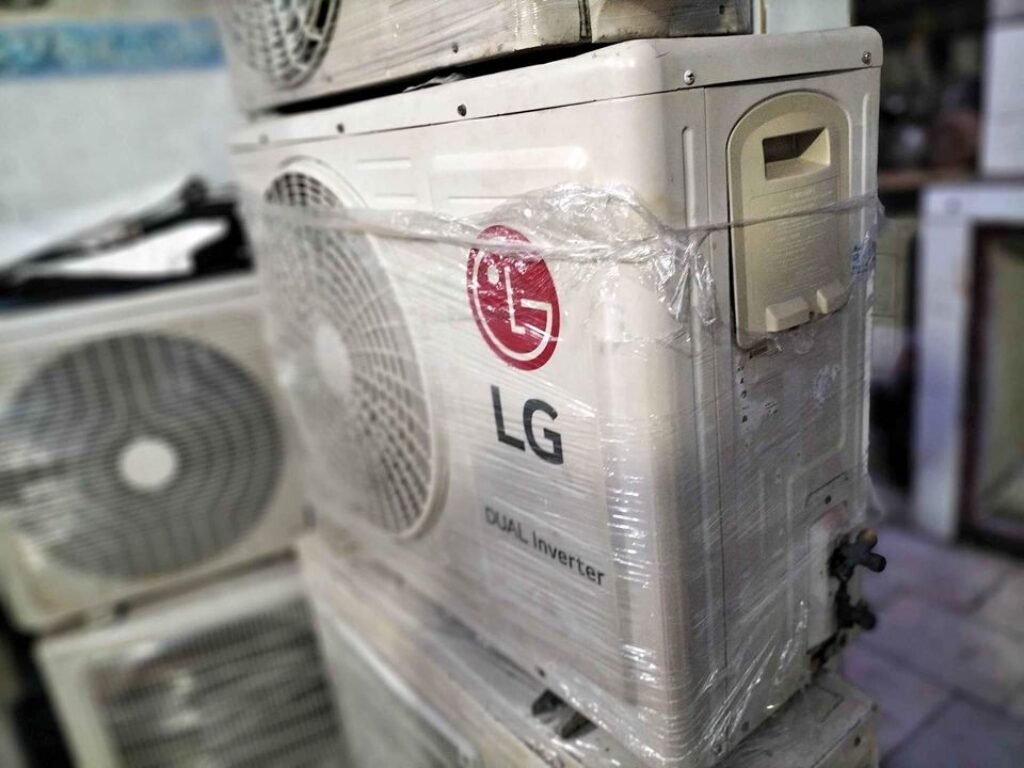 LG split AC outdoor unit